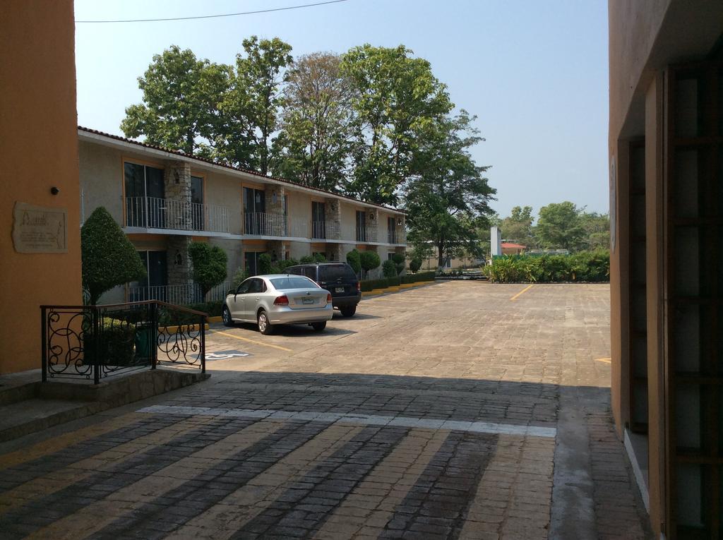 Hotel Plaza ปาเลงเก ภายนอก รูปภาพ
